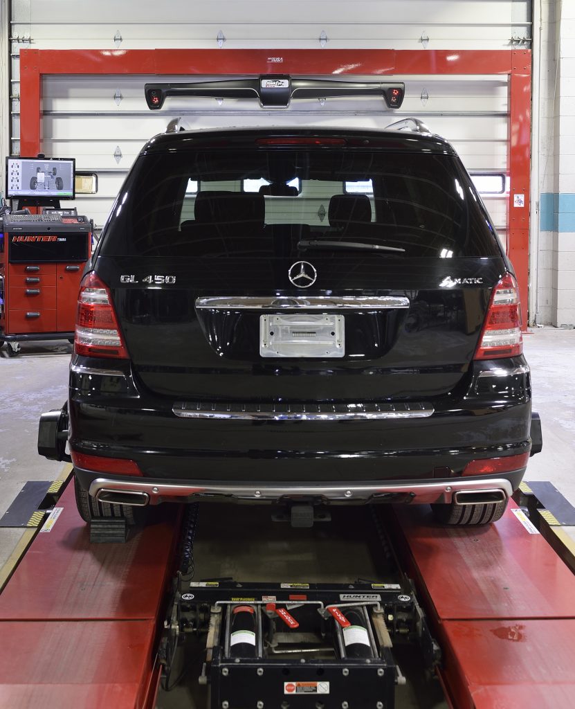 11 inch 8 bit , rear view front end machine _XAB7444_1 Rick's Auto Body